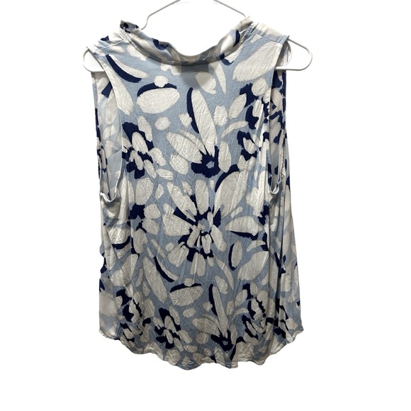 Loft Top - Picture 2 of 2